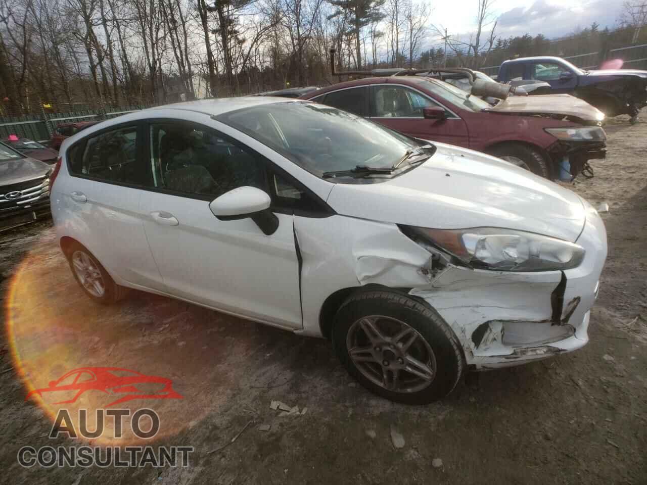 FORD FIESTA 2017 - 3FADP4EJ2HM130897