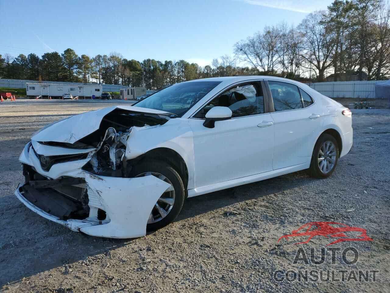 TOYOTA CAMRY 2018 - 4T1B11HK1JU003979