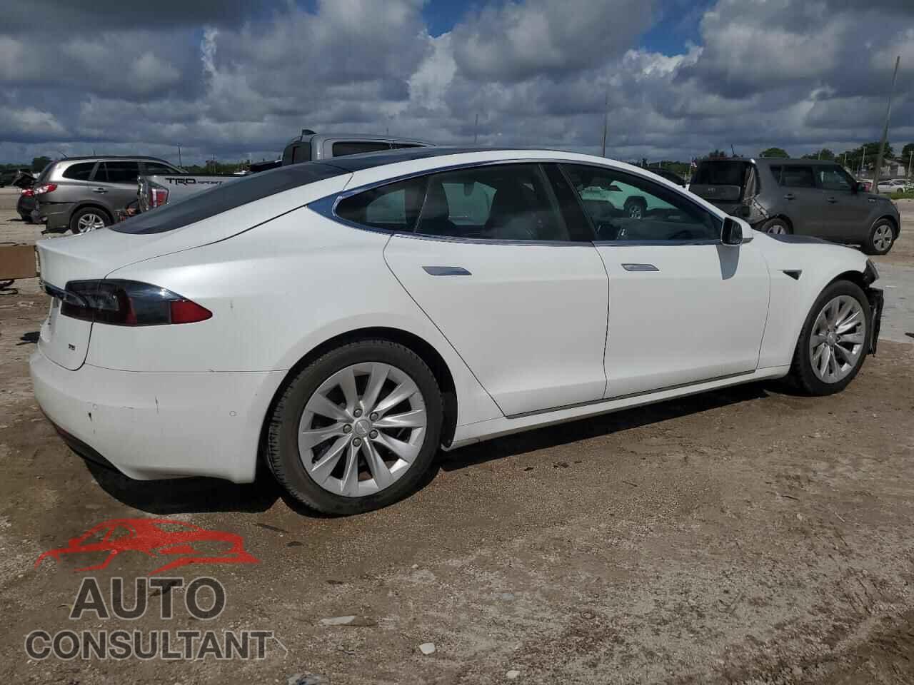 TESLA MODEL S 2017 - 5YJSA1E1XHF193140