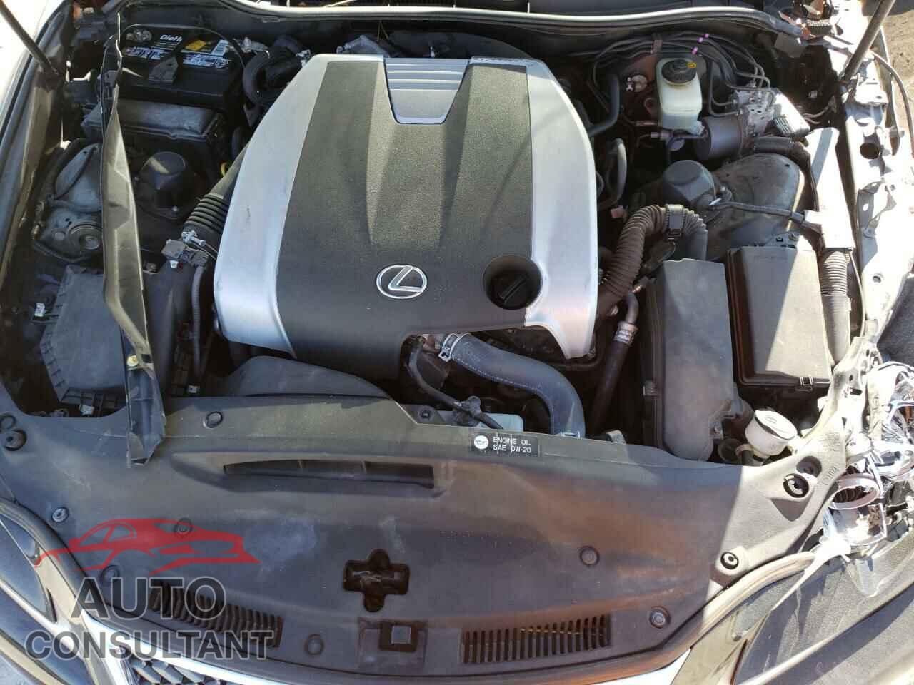 LEXUS IS 2014 - JTHBE1D27E5008939