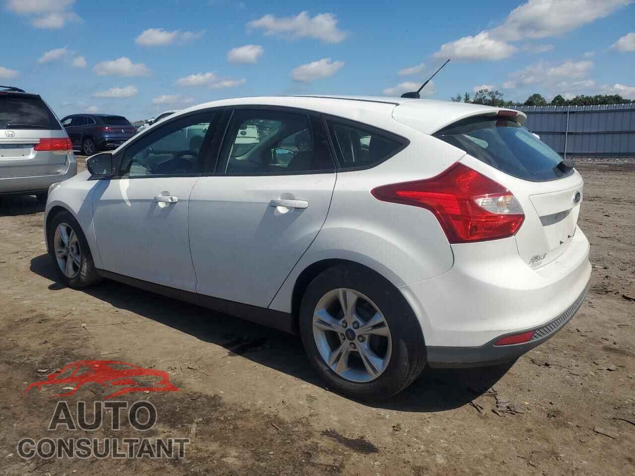 FORD FOCUS 2014 - 1FADP3K28EL268917