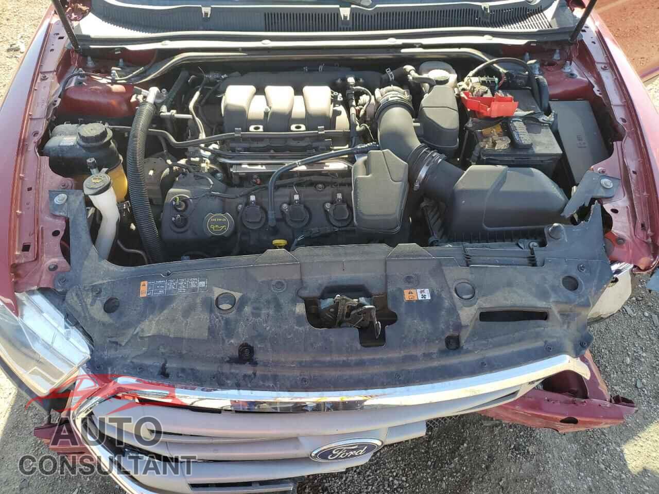 FORD TAURUS 2018 - 1FAHP2E84JG127700