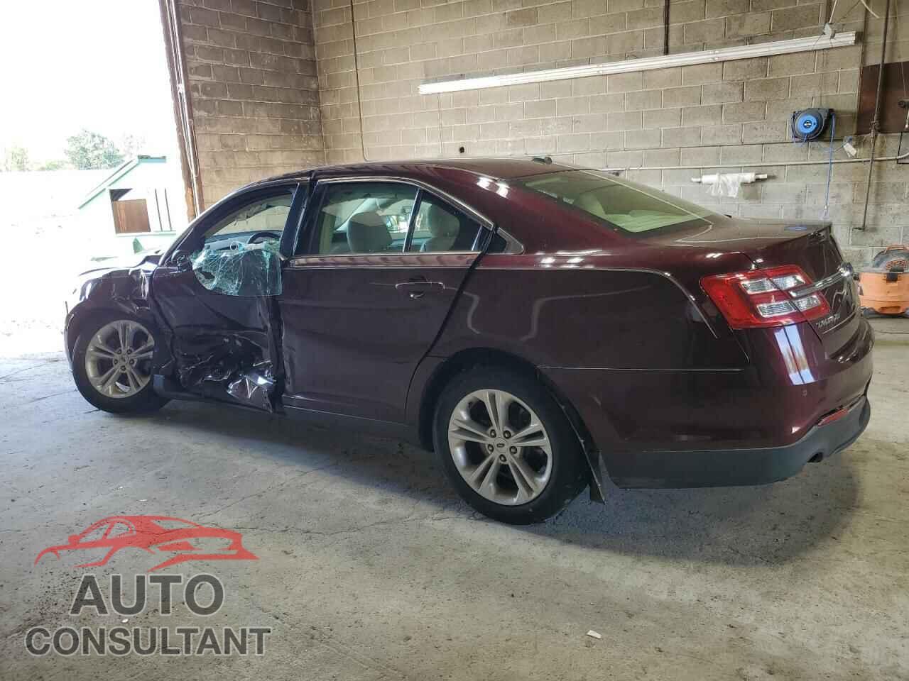 FORD TAURUS 2018 - 1FAHP2H87JG100924