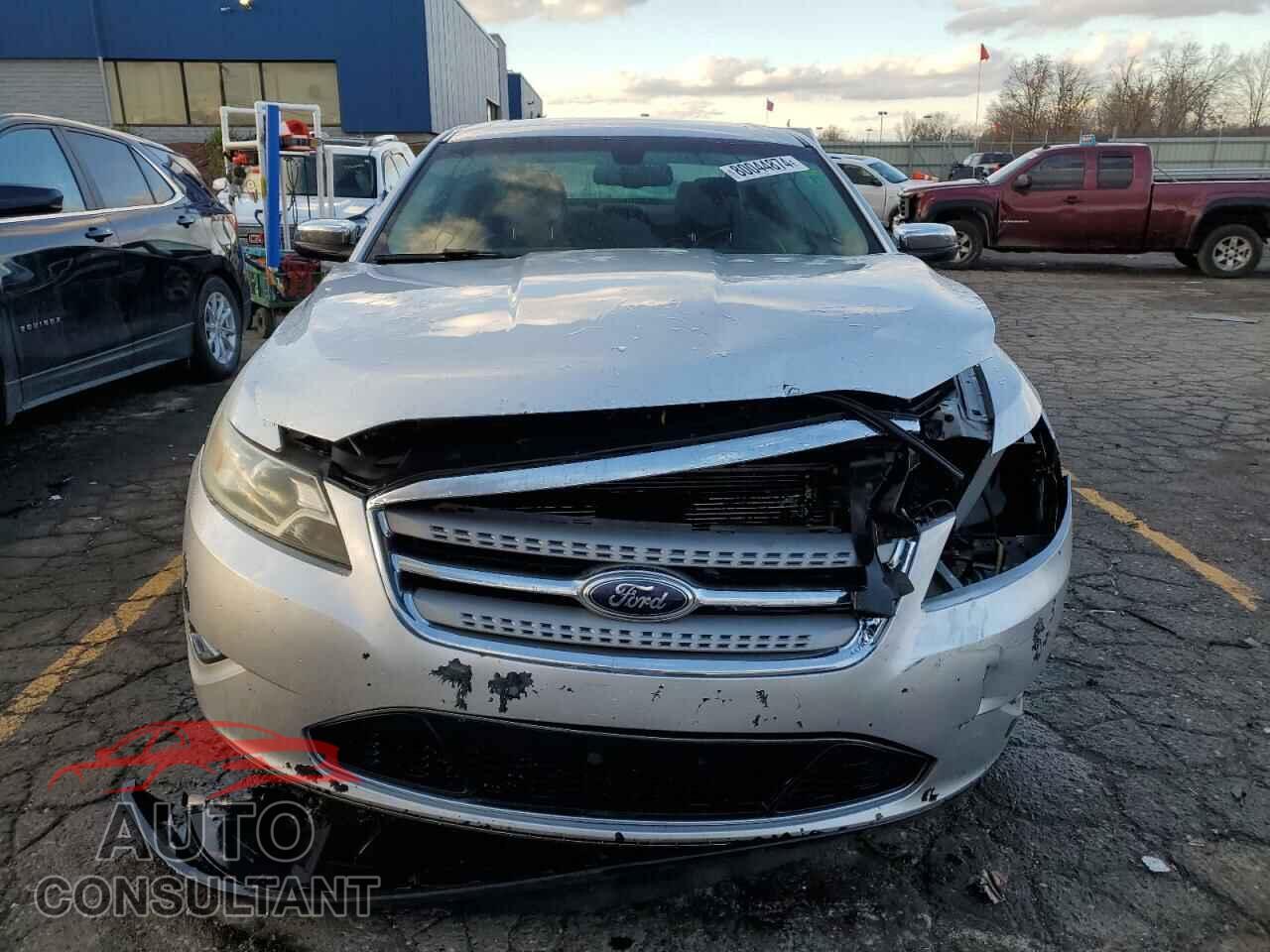 FORD TAURUS 2011 - 1FAHP2FW4BG151008