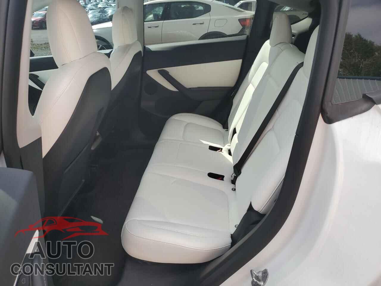 TESLA MODEL Y 2022 - 7SAYGDEF0NF388524