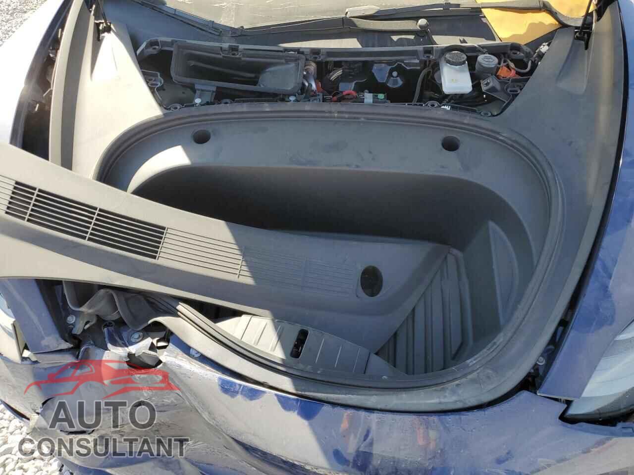 TESLA MODEL 3 2023 - 5YJ3E1EA8PF575268