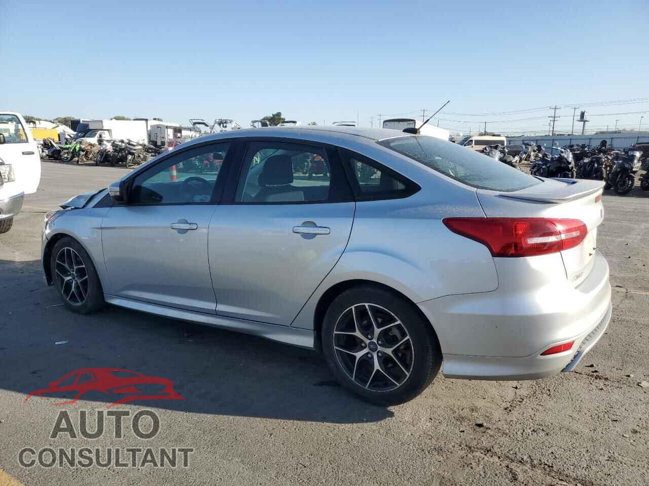FORD FOCUS 2016 - 1FADP3F23GL268482