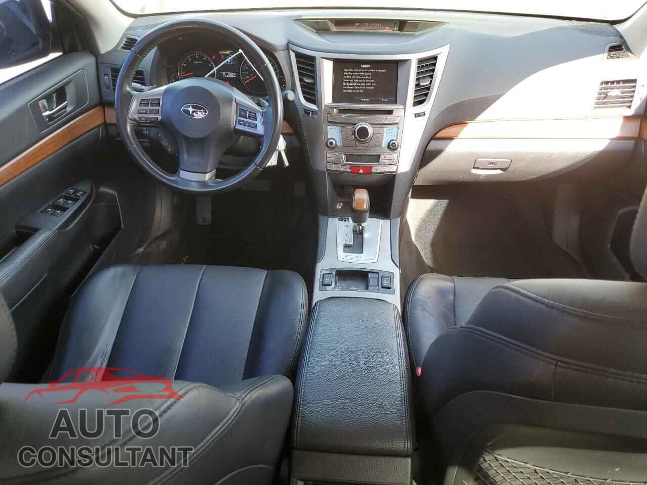 SUBARU OUTBACK 2013 - 4S4BRJPC2D2208665