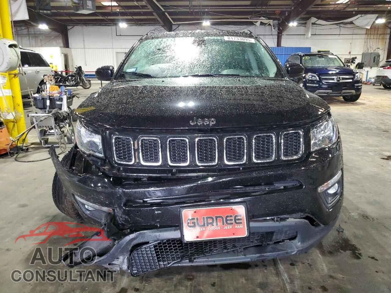 JEEP COMPASS 2020 - 3C4NJDBB2LT197379