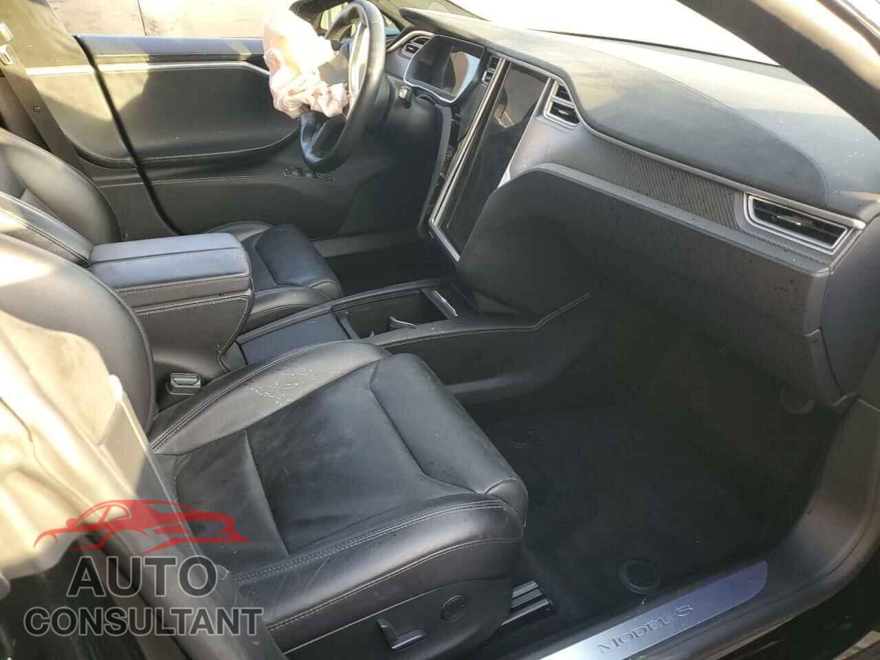 TESLA MODEL S 2017 - 5YJSA1E24HF200107