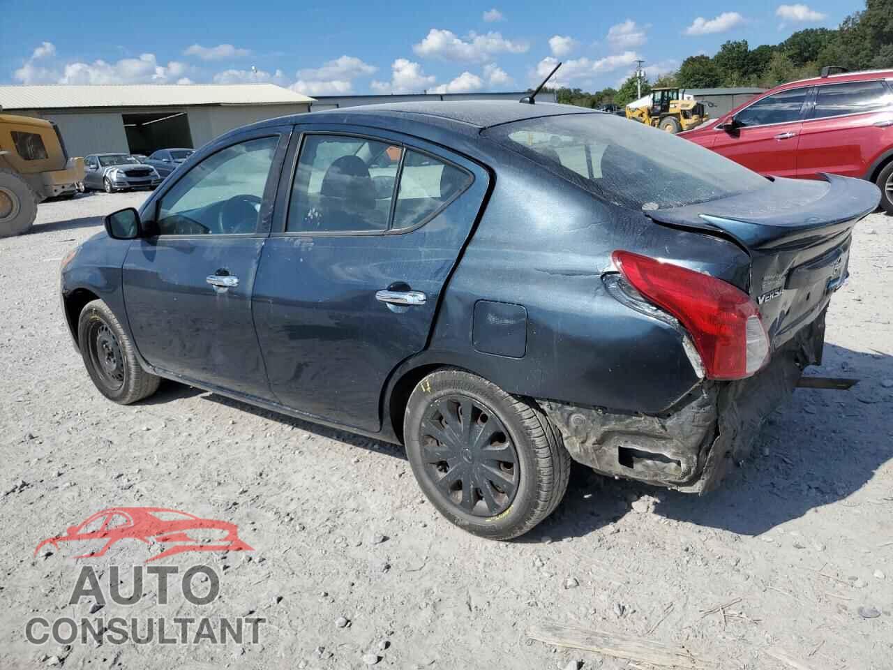 NISSAN VERSA 2017 - 3N1CN7AP4HL847592