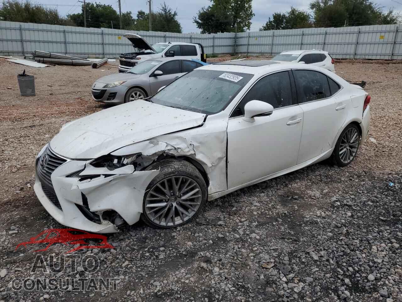 LEXUS IS 2014 - JTHCF1D28E5008255