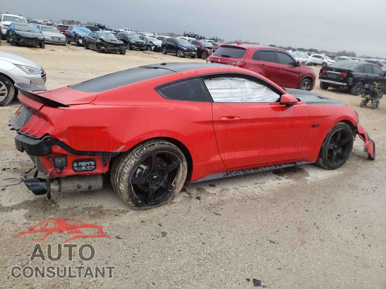 FORD MUSTANG 2019 - 1FA6P8CFXK5200660