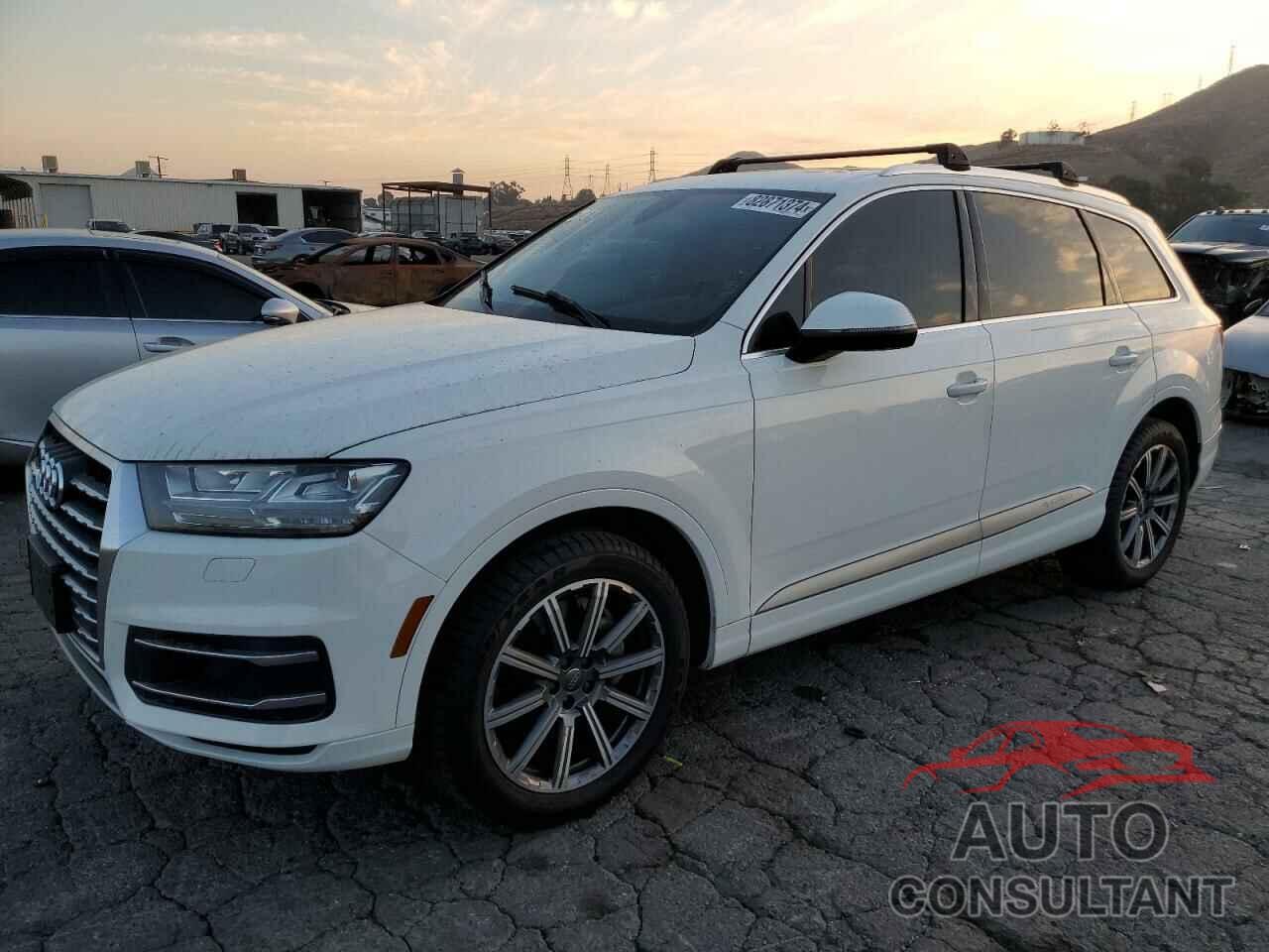 AUDI Q7 2018 - WA1LAAF70JD026123