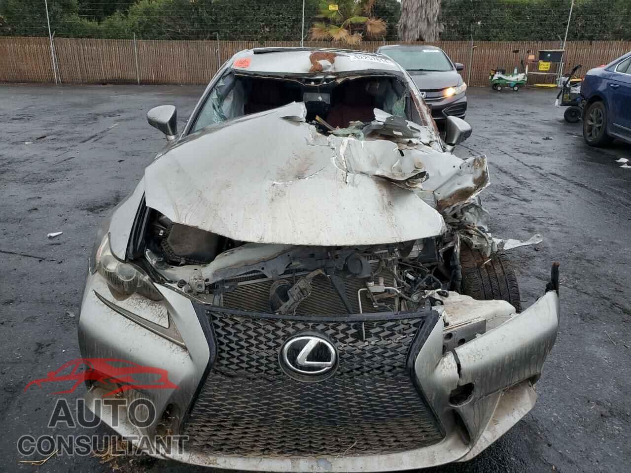 LEXUS IS 2015 - JTHBE1D28F5015609