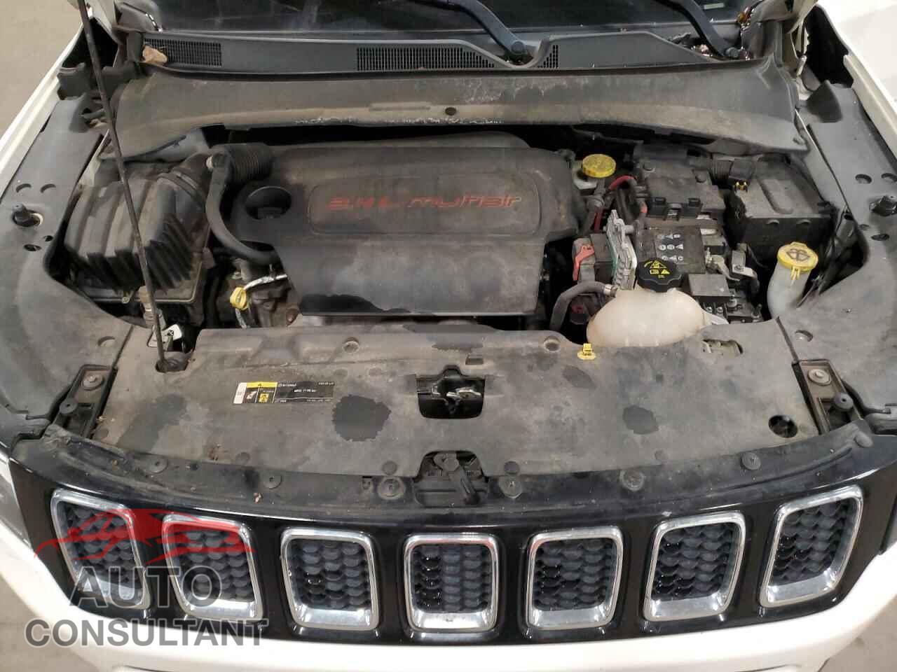 JEEP COMPASS 2018 - 3C4NJDBB8JT205997