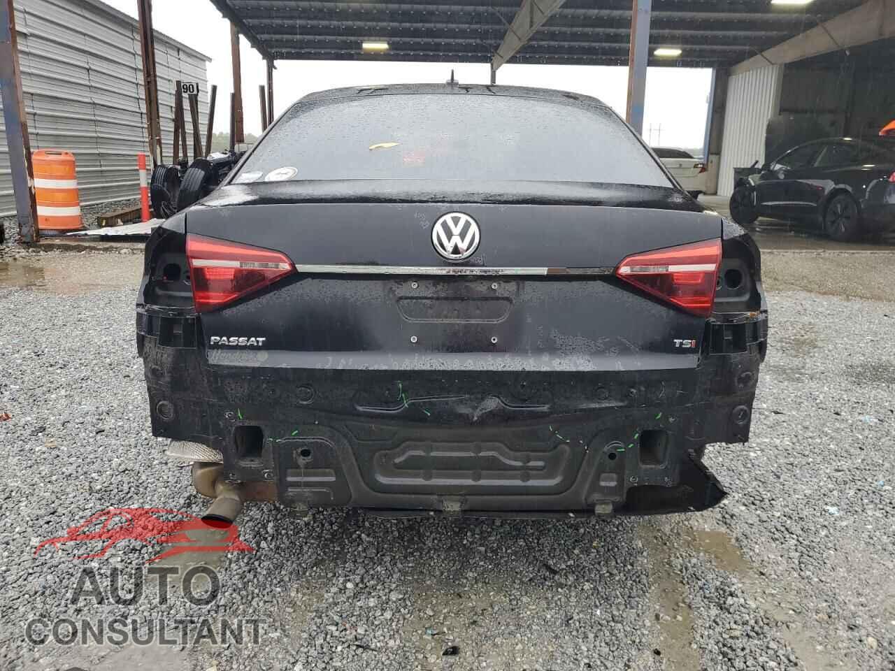 VOLKSWAGEN PASSAT 2017 - 1VWAT7A3XHC047976