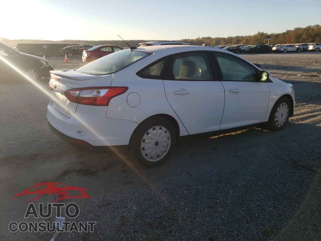 FORD FOCUS 2012 - 1FAHP3F21CL443940