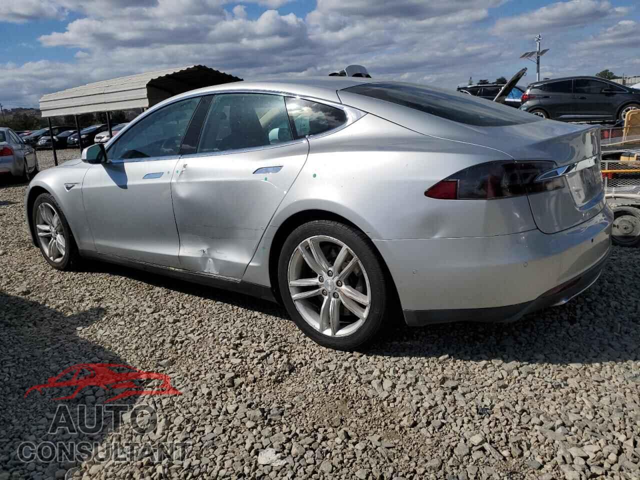TESLA MODEL S 2014 - 5YJSA1S14EFP66226