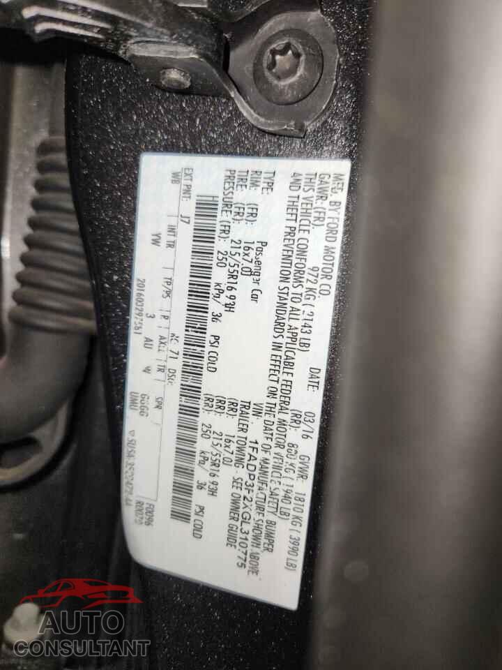 FORD FOCUS 2016 - 1FADP3F2XGL310775