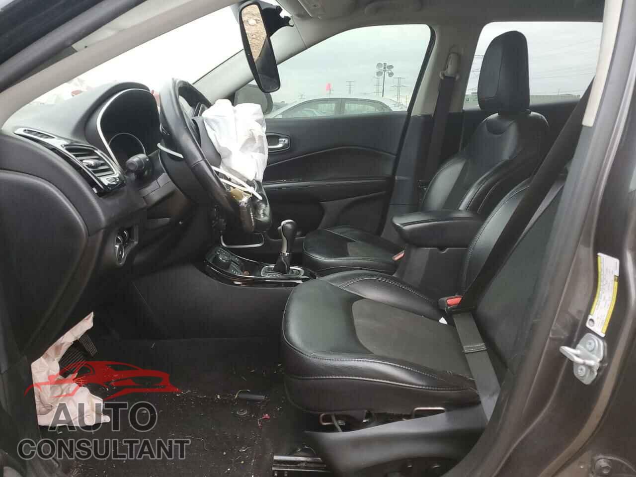 JEEP COMPASS 2019 - 3C4NJDBB0KT648565