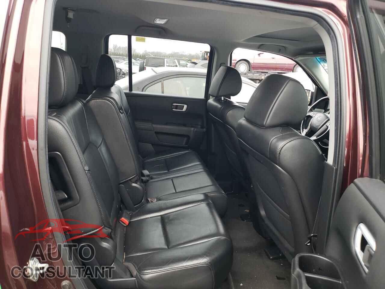 HONDA PILOT 2012 - 5FNYF4H52CB043656