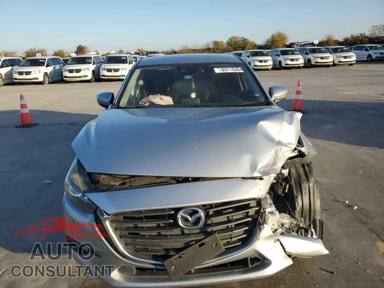 MAZDA 3 2017 - JM1BN1V71H1106162