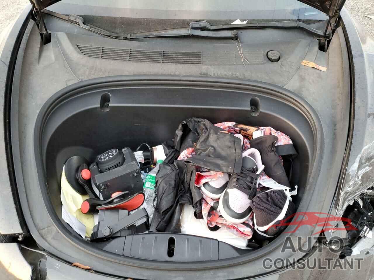 TESLA MODEL 3 2020 - 5YJ3E1EA5LF645562