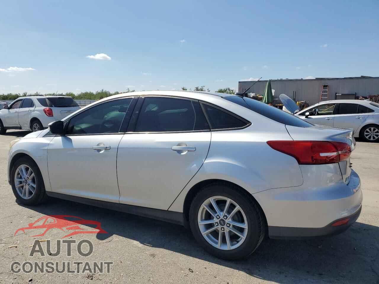 FORD FOCUS 2015 - 1FADP3F29FL370013