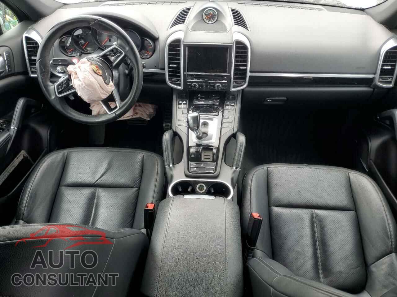PORSCHE CAYENNE 2015 - WP1AB2A22FLA56599