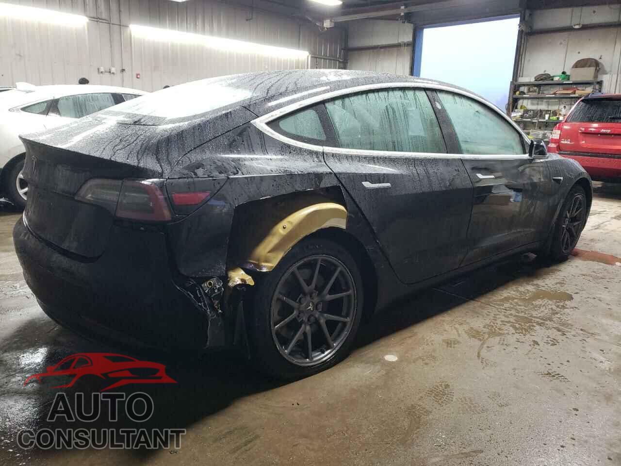 TESLA MODEL 3 2019 - 5YJ3E1EA7KF190065
