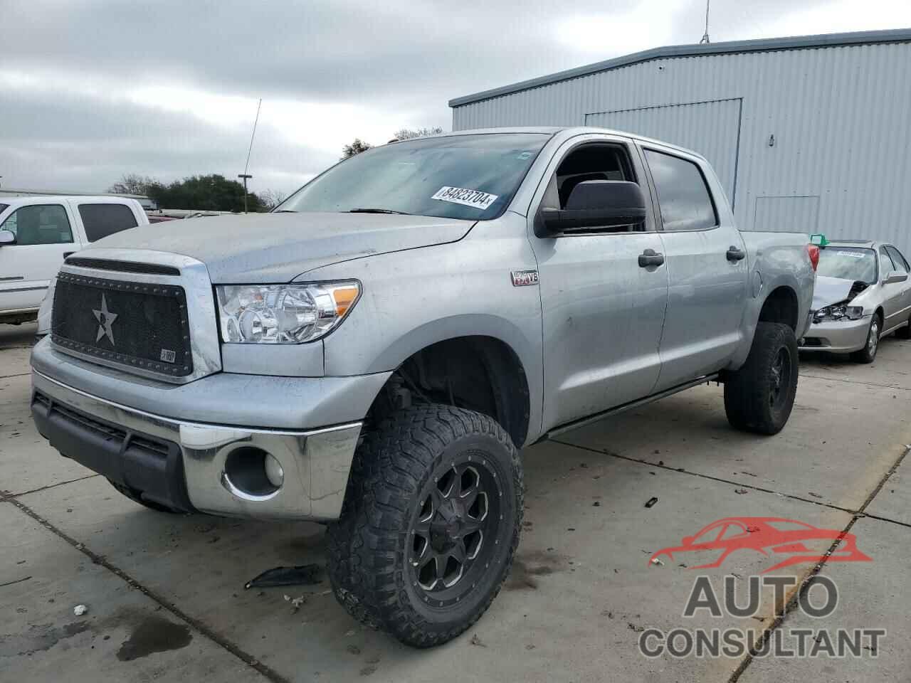 TOYOTA TUNDRA 2011 - 5TFEY5F19BX101642