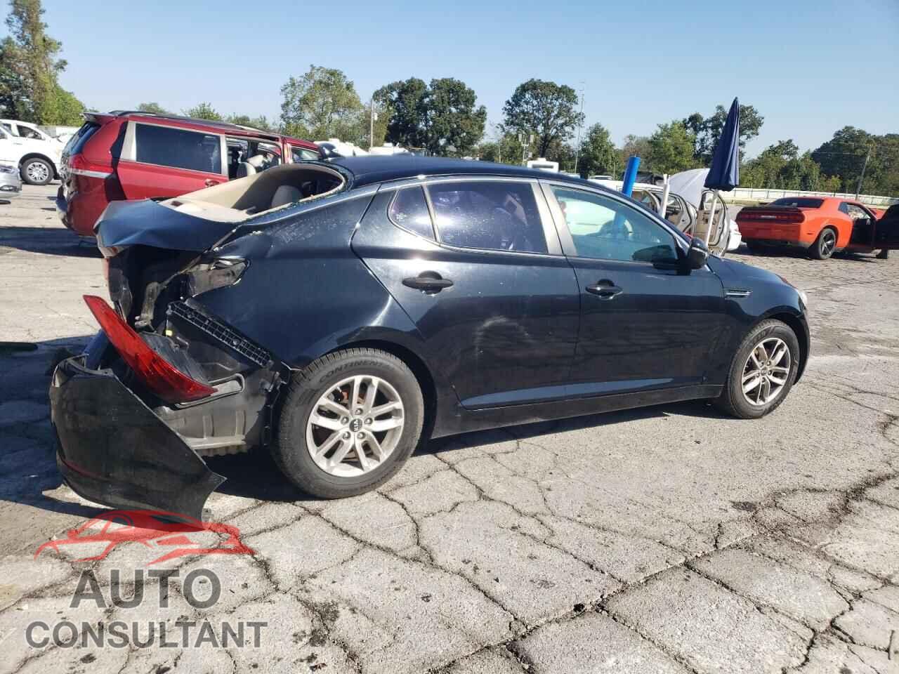 KIA OPTIMA 2011 - KNAGM4A77B5158859