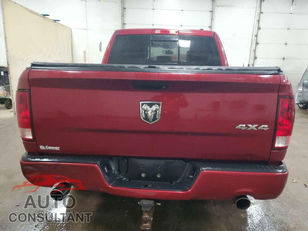 DODGE RAM 1500 2012 - 1C6RD7MT0CS345330