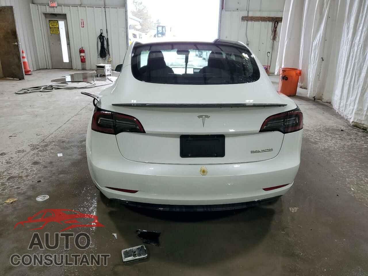 TESLA MODEL 3 2023 - 5YJ3E1EC7PF553098