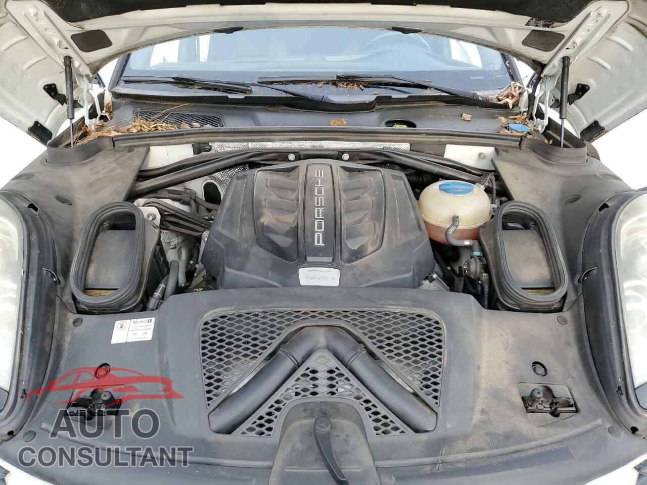 PORSCHE MACAN 2015 - WP1AB2A57FLB44221