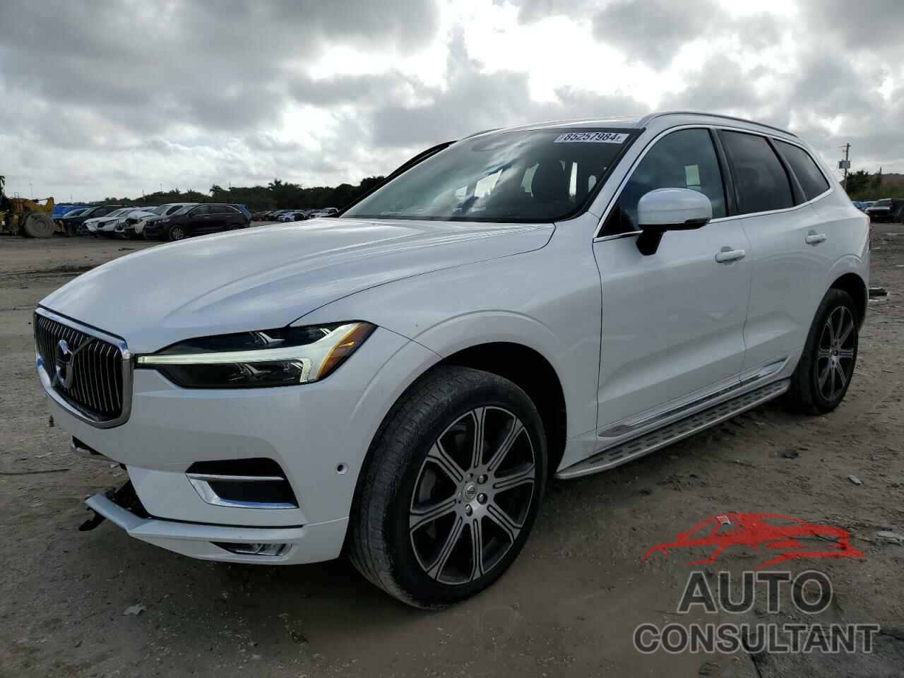 VOLVO XC60 2021 - YV4A22RL7M1887276