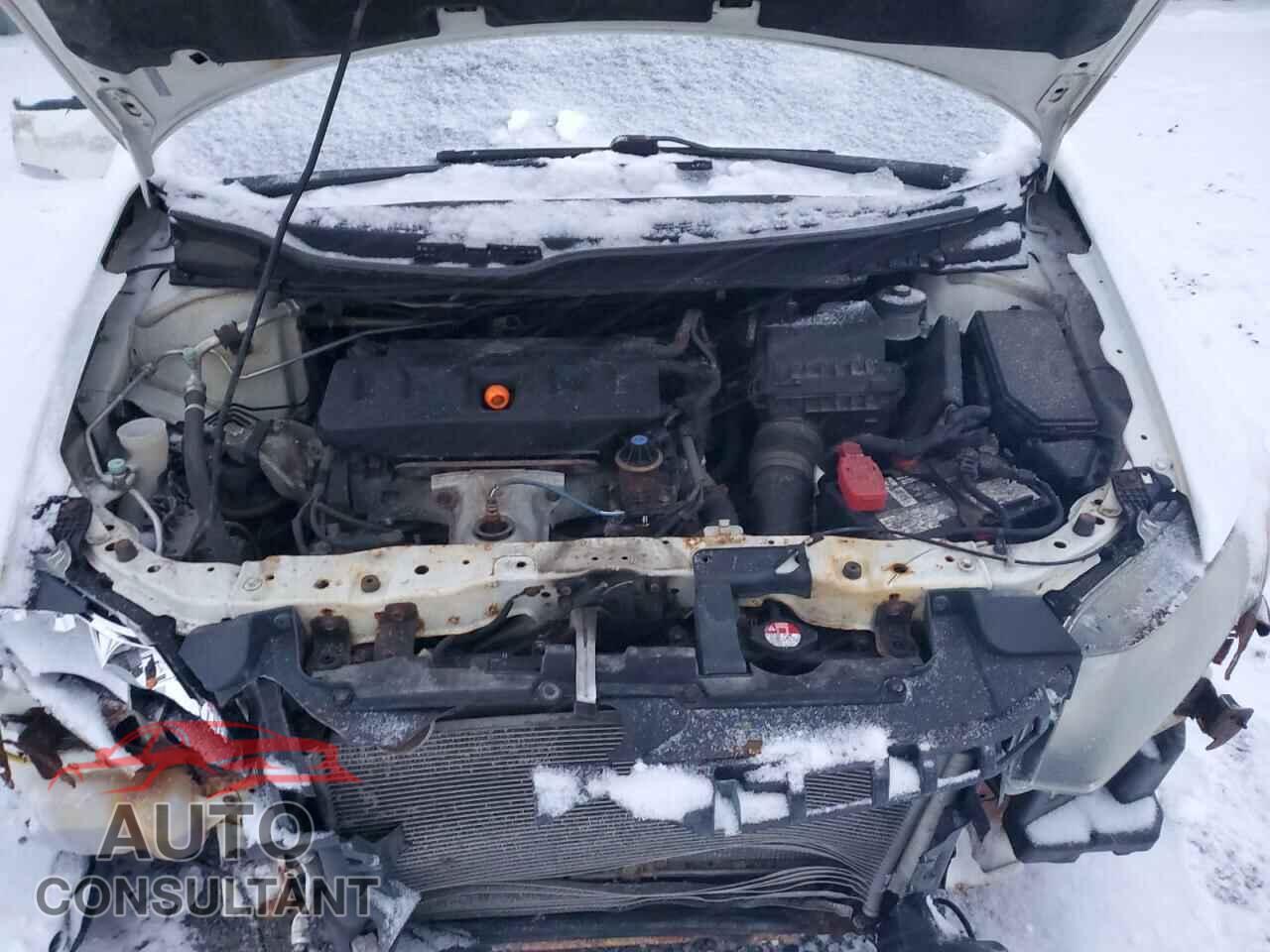 HONDA CIVIC 2012 - 2HGFB2F52CH106177