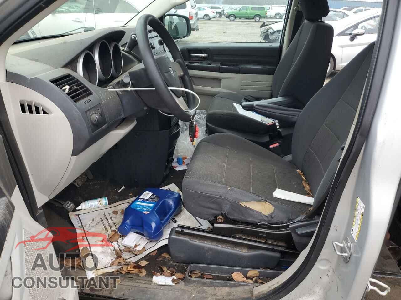 DODGE CARAVAN 2009 - 2D8HN44E09R583255