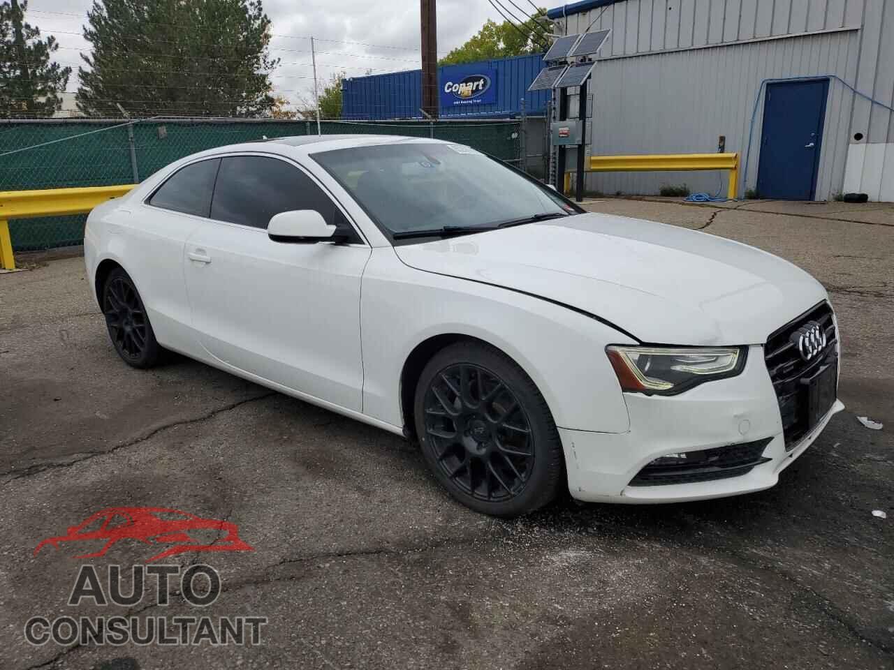 AUDI A5 2013 - WAULFAFR4DA001172