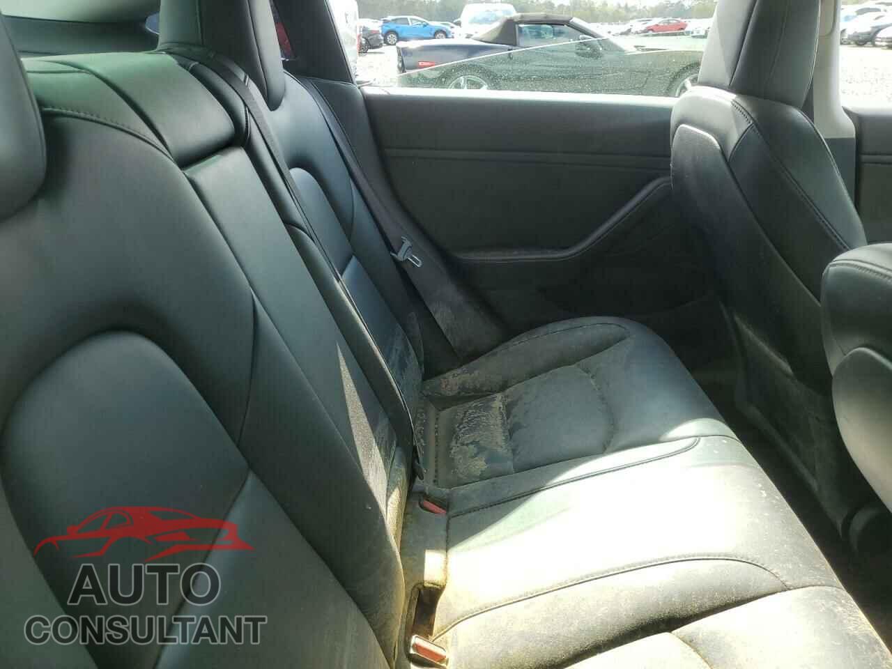 TESLA MODEL 3 2019 - 5YJ3E1EA9KF337597