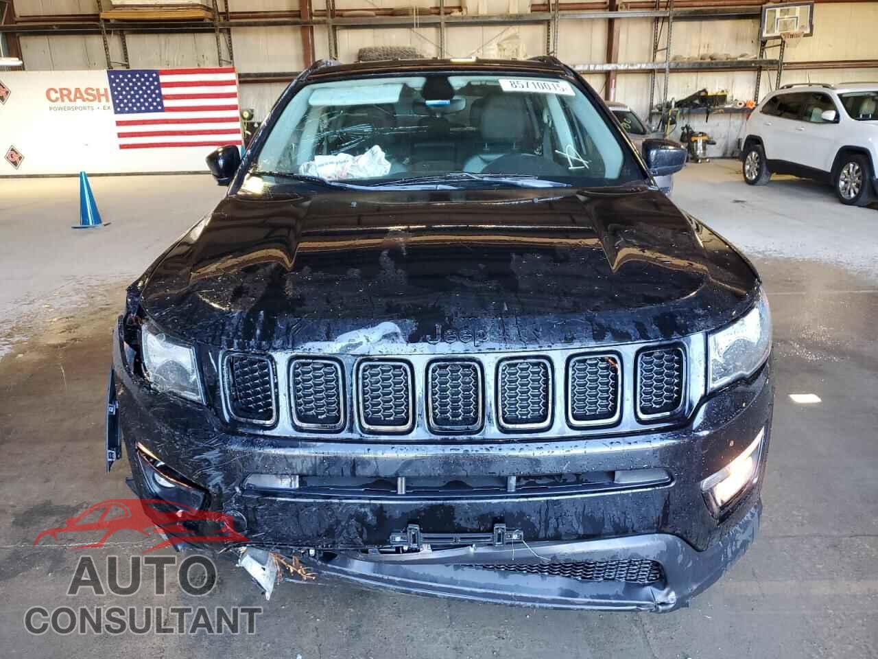 JEEP COMPASS 2018 - 3C4NJDBB9JT395194