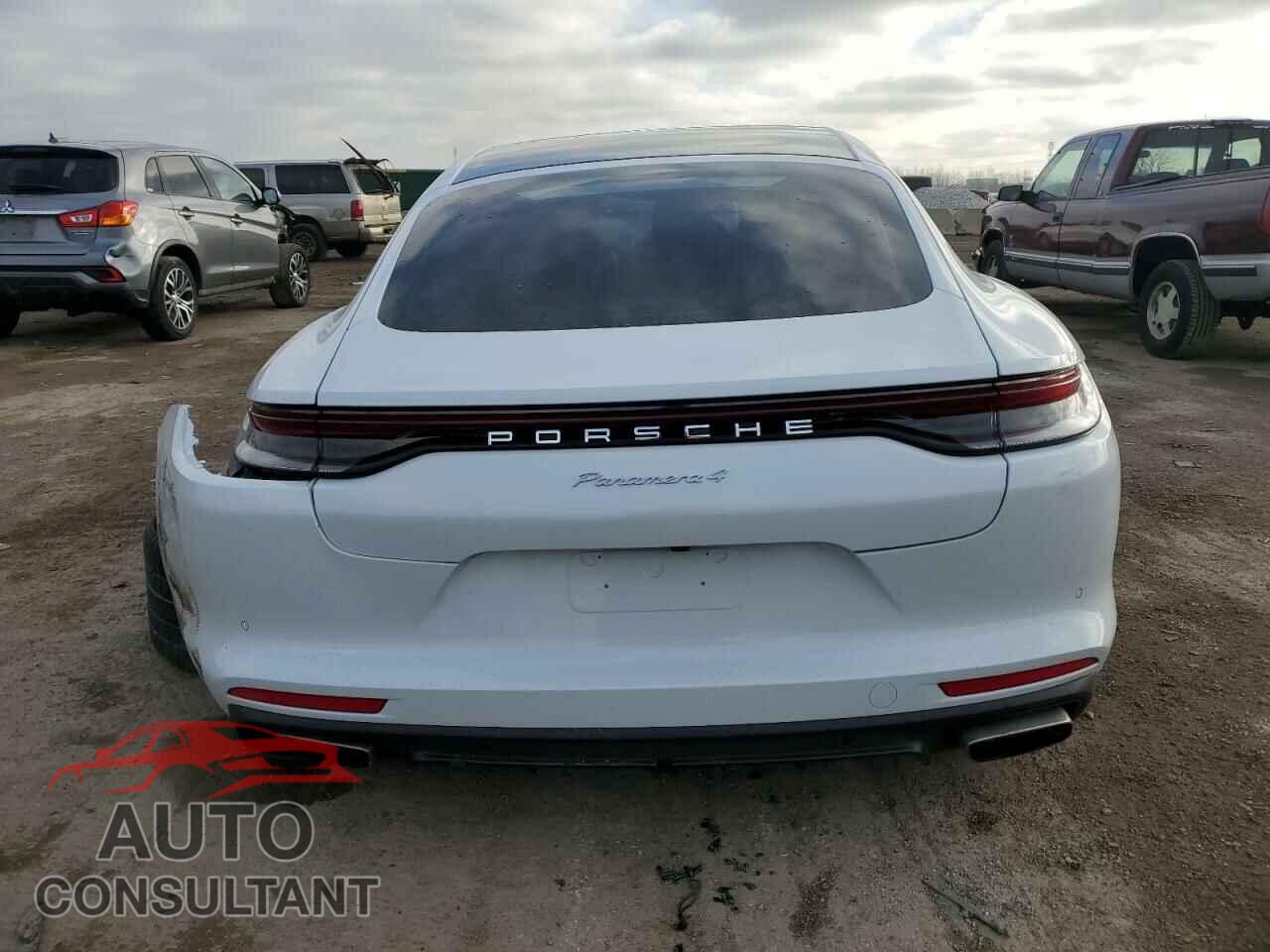 PORSCHE PANAMERA 2021 - WP0AJ2A76ML114100