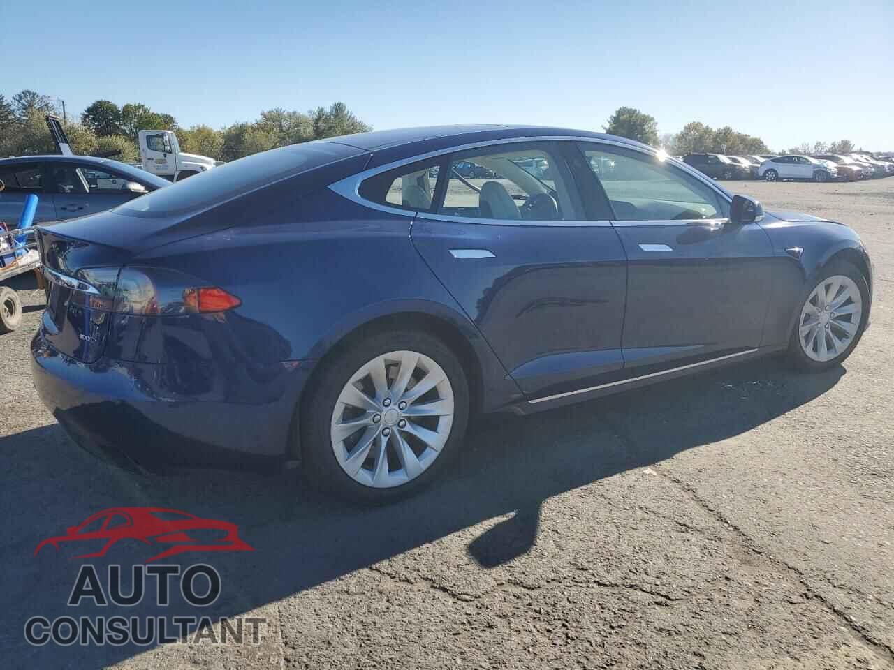 TESLA MODEL S 2018 - 5YJSA1E21JF273022