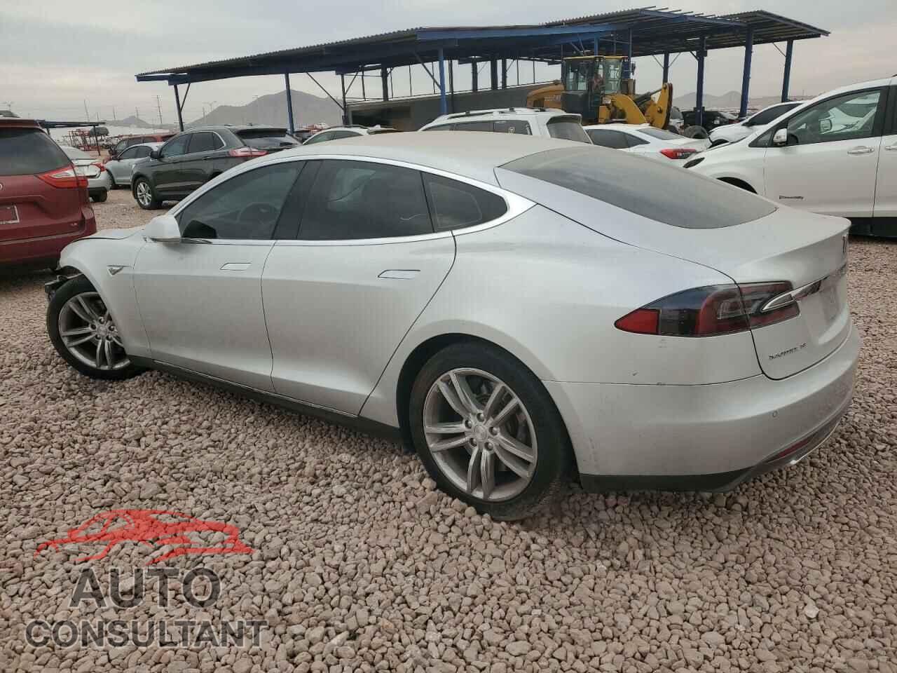 TESLA MODEL S 2013 - 5YJSA1CG4DFP27301