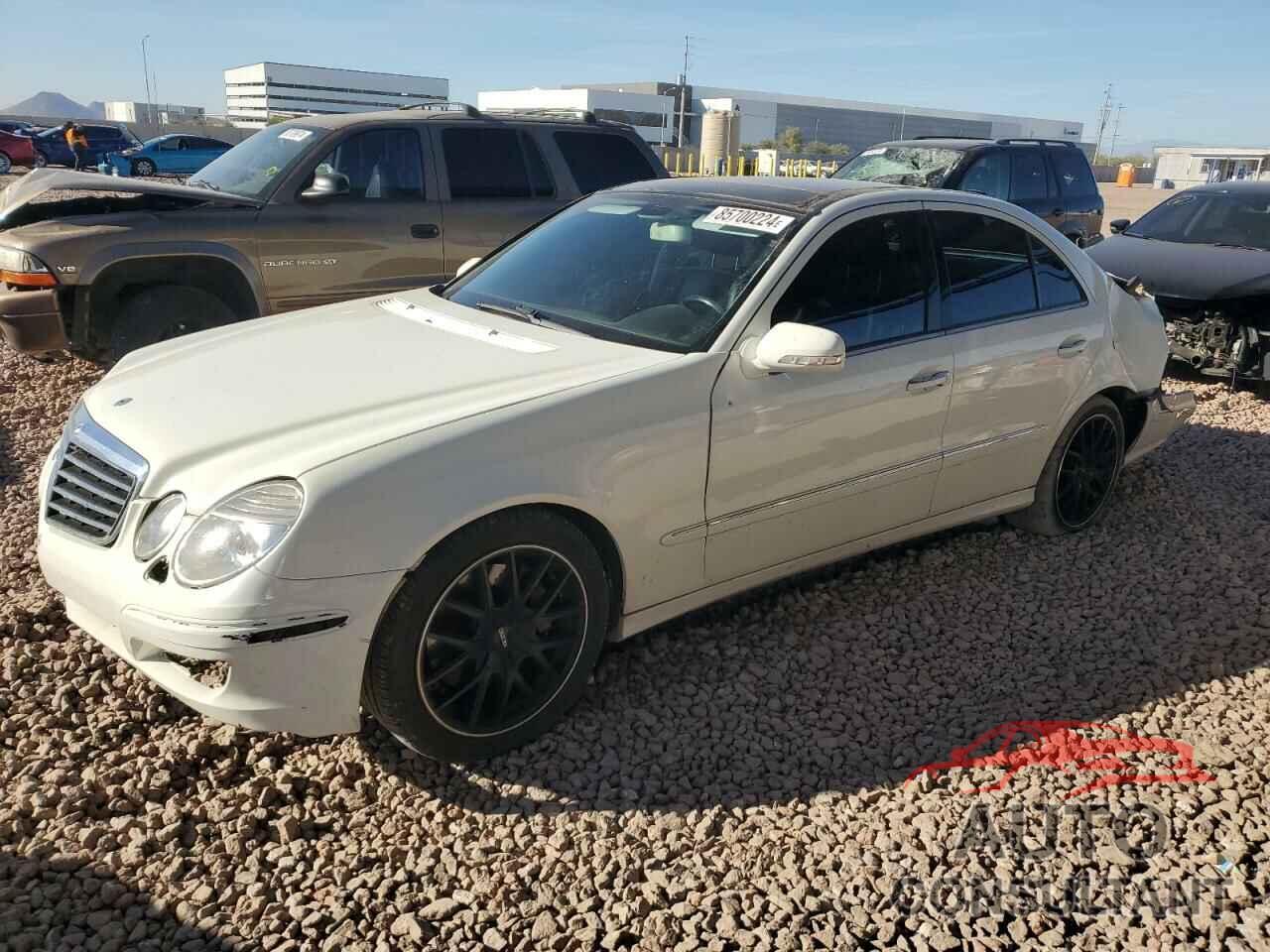 MERCEDES-BENZ E-CLASS 2009 - WDBUF56X69B368197
