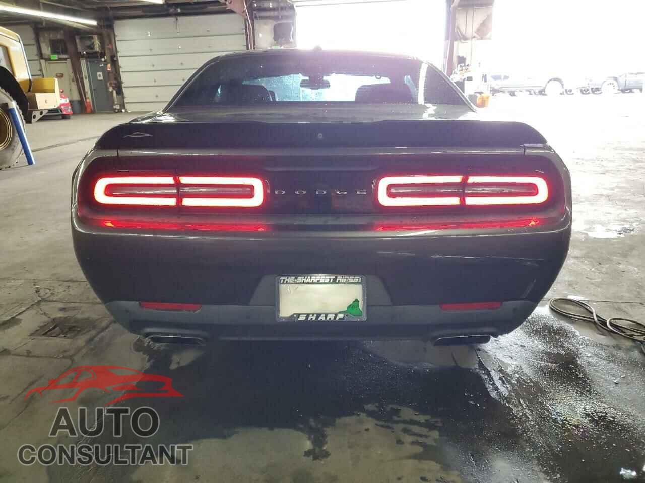 DODGE CHALLENGER 2018 - 2C3CDZBT5JH178758
