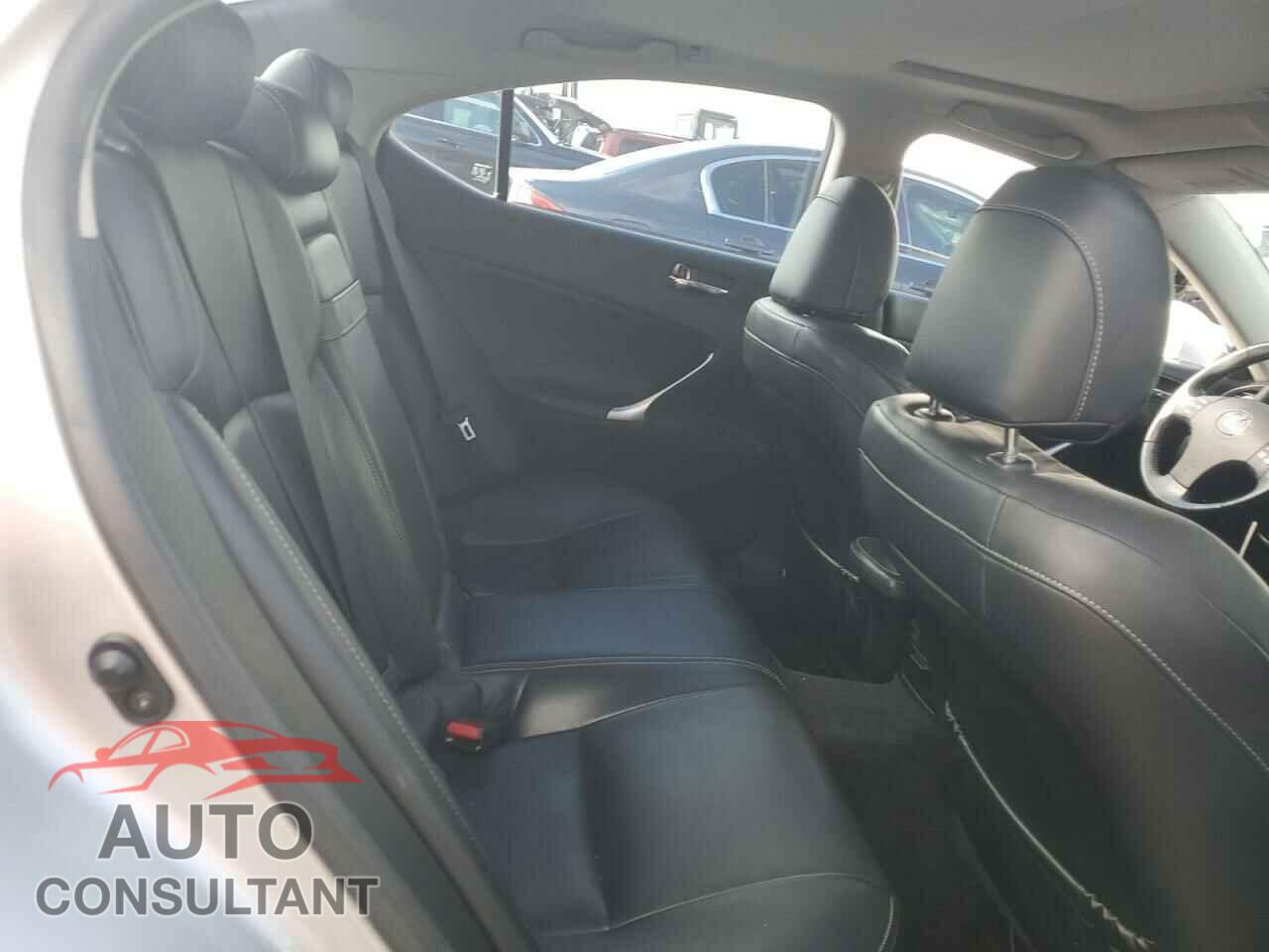 LEXUS IS 2010 - JTHCF5C26A5036493