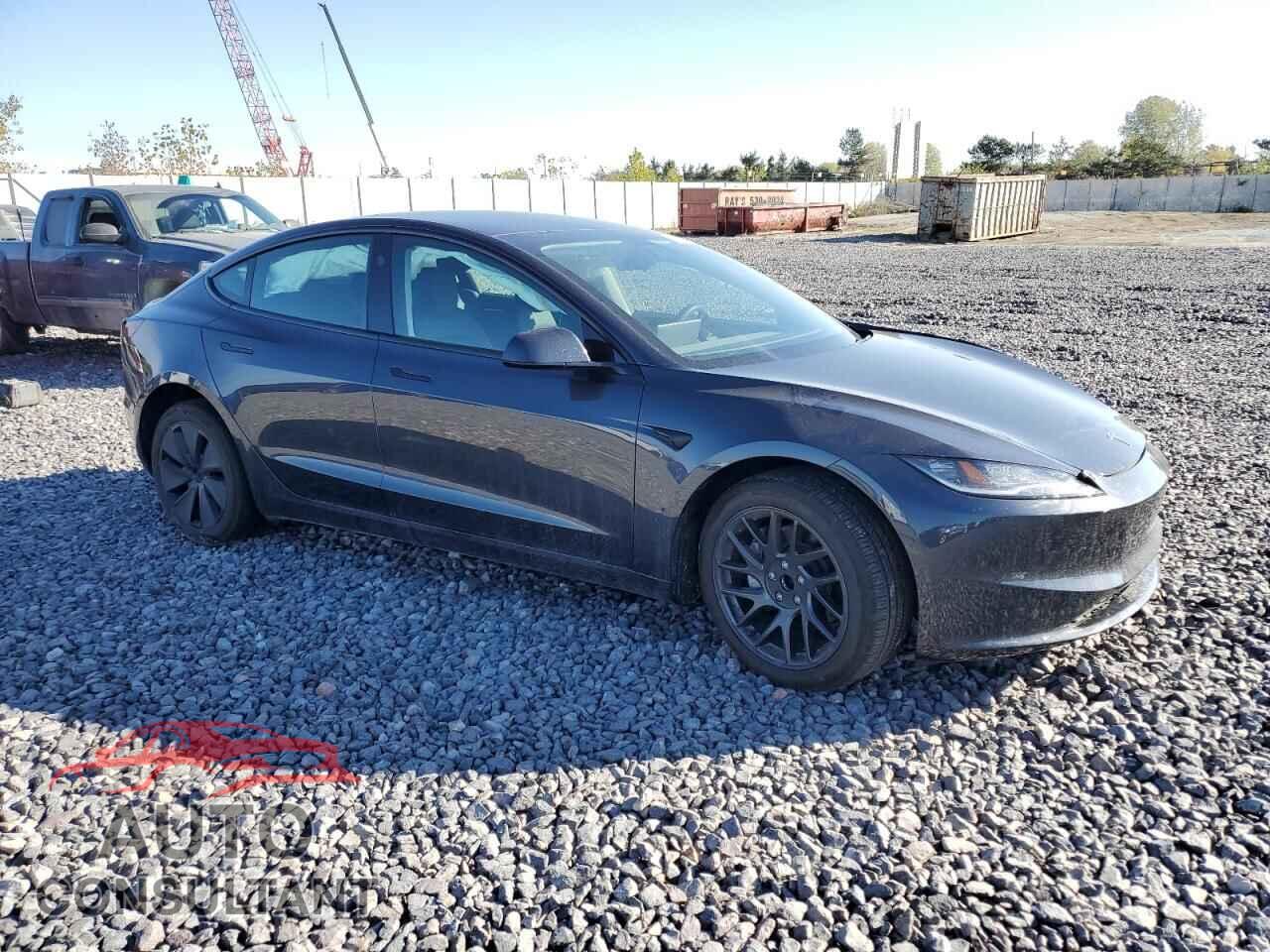 TESLA MODEL 3 2025 - 5YJ3E1EA4SF024392