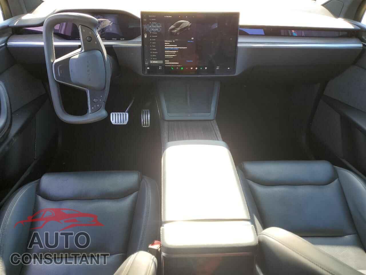 TESLA MODEL X 2022 - 7SAXCBE5XNF334182